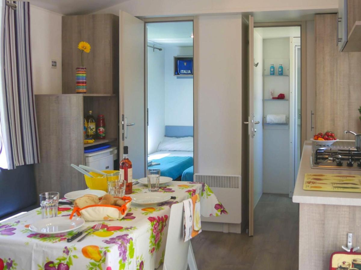 Holiday Home Balatontourist Fuered-3 By Interhome 블로톤퓌레드 외부 사진