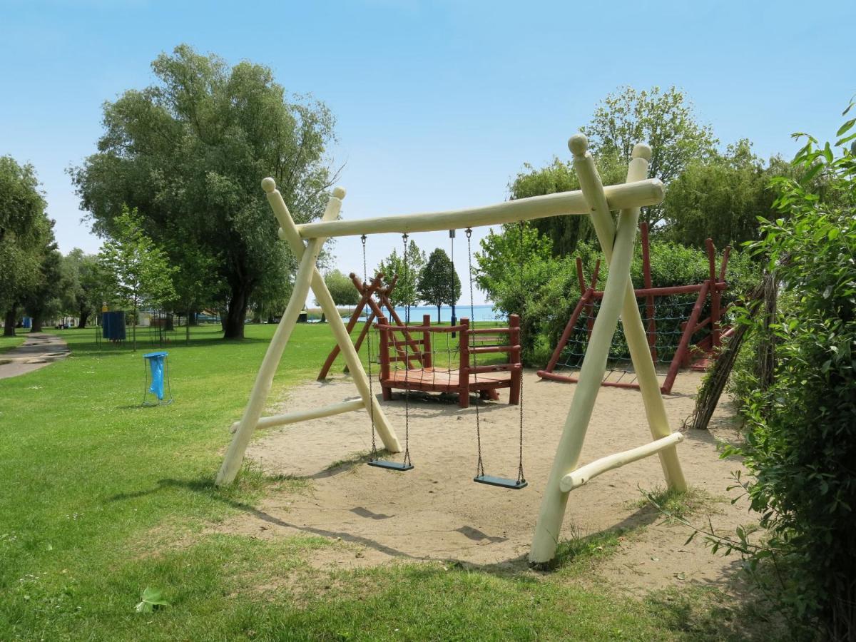 Holiday Home Balatontourist Fuered-3 By Interhome 블로톤퓌레드 외부 사진